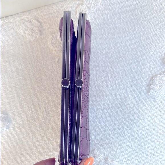 Hobo Vintage Lauren Clutch-Leather Wallet Purple Crocodile-Embossed - Picture 3 of 15